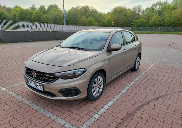 Fiat Tipo cena 48500 przebieg: 27300, rok produkcji 2018 z Leśnica małe 211